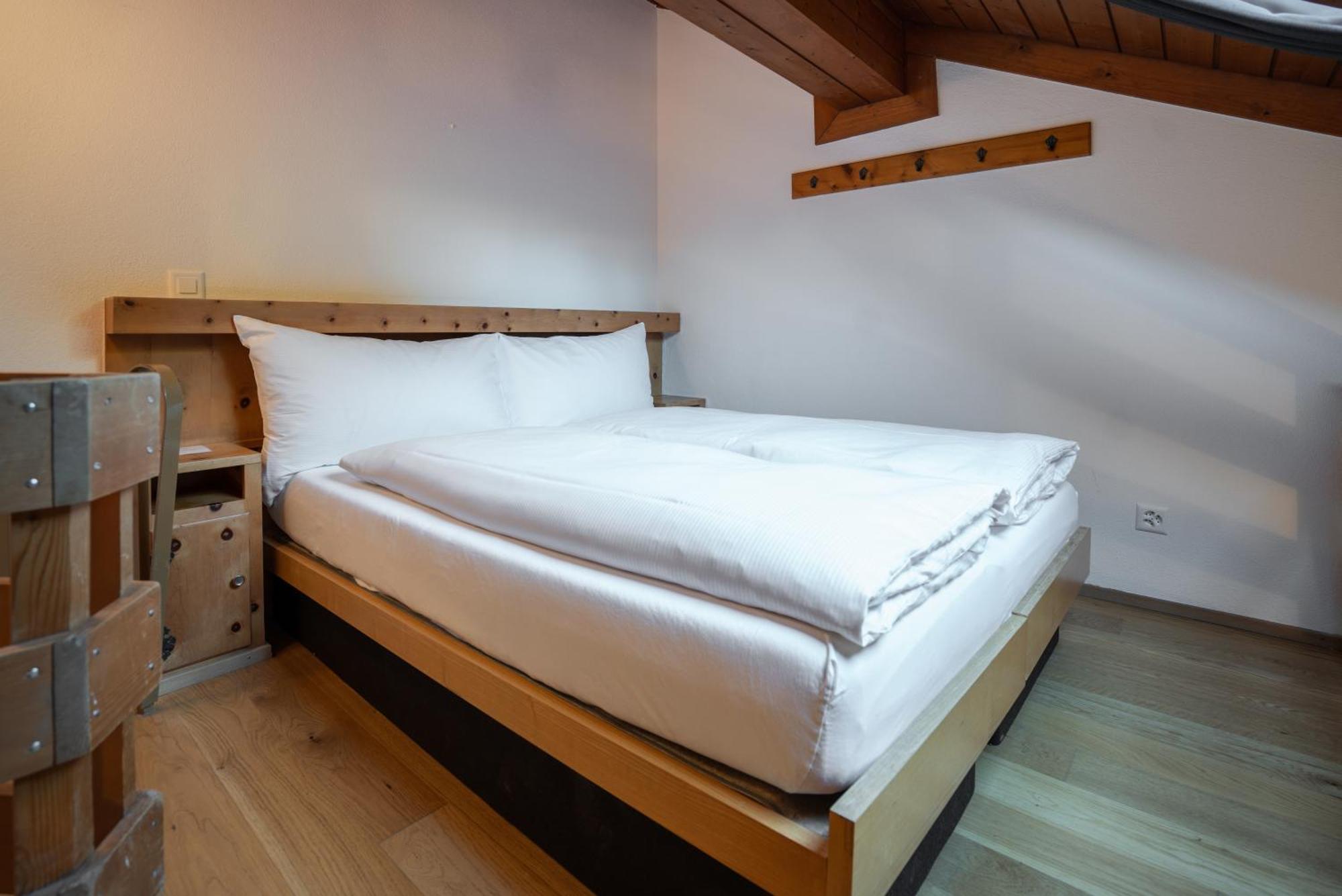 Hotel Des Alpes Флимс Экстерьер фото