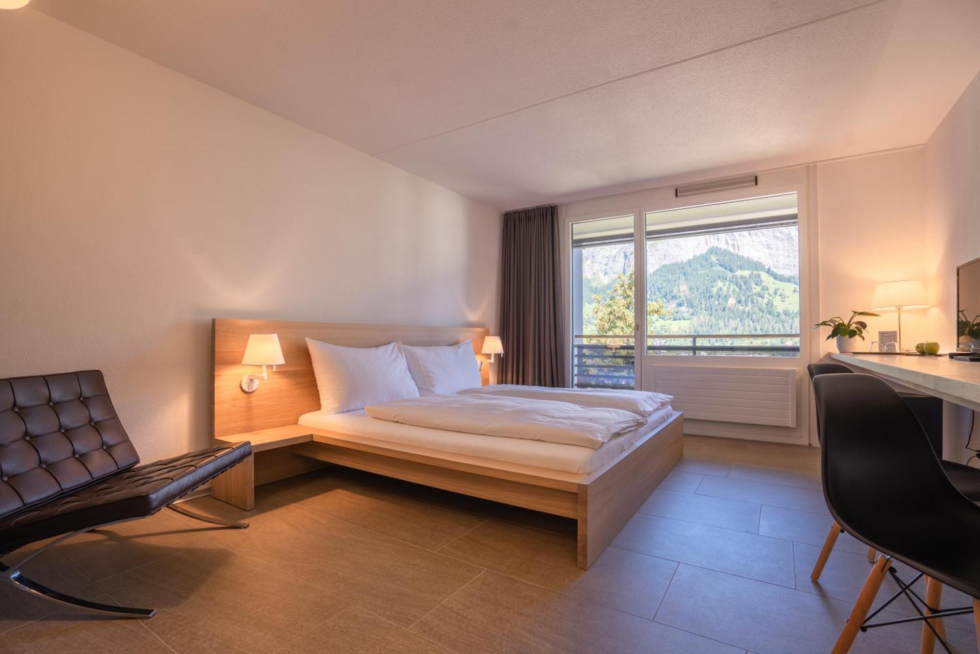 Hotel Des Alpes Флимс Экстерьер фото