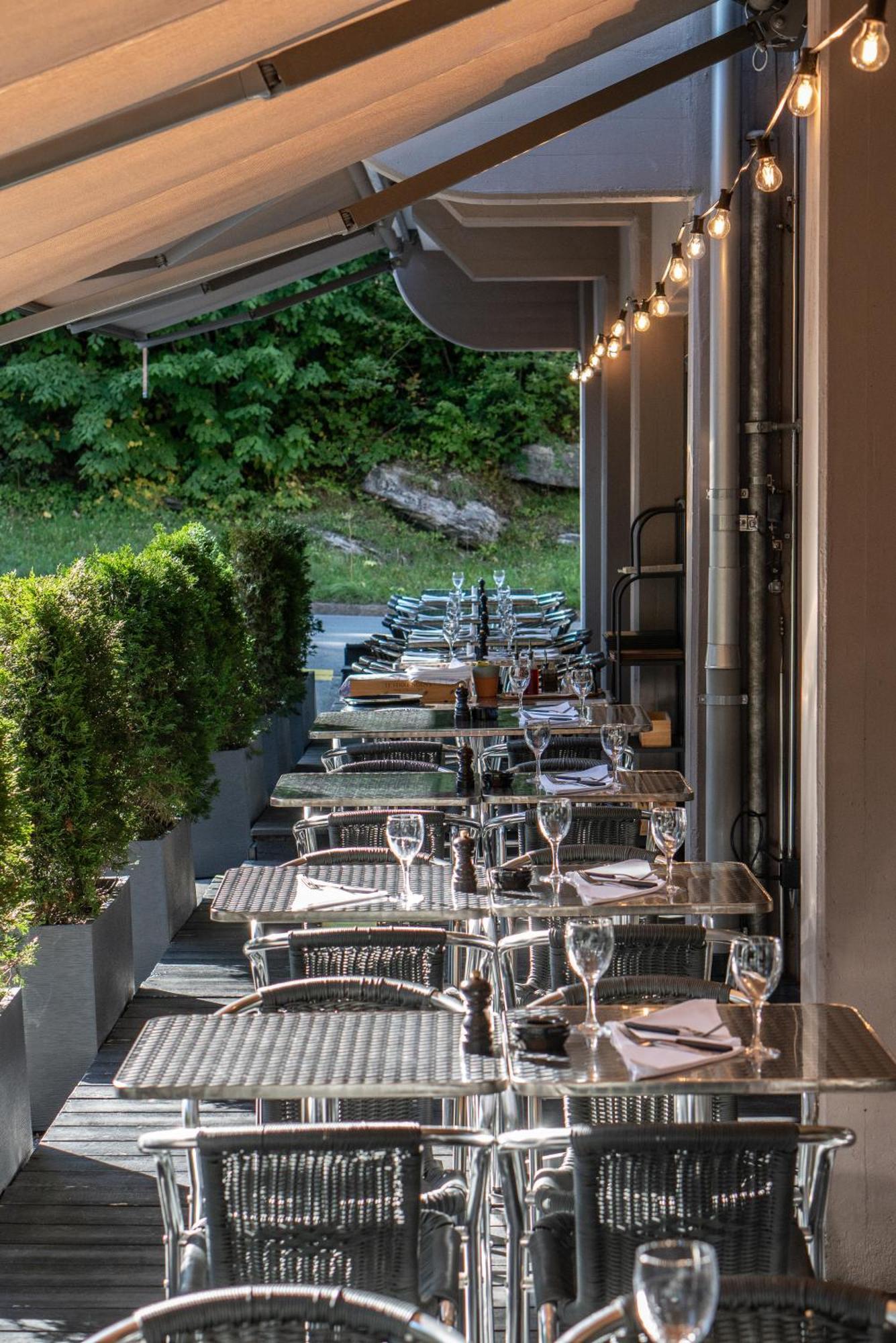 Hotel Des Alpes Флимс Экстерьер фото